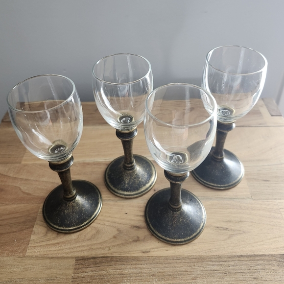 Set of 4 Clear glass solid brass stem wine glasses, Vintage barware - Picture 4 of 8